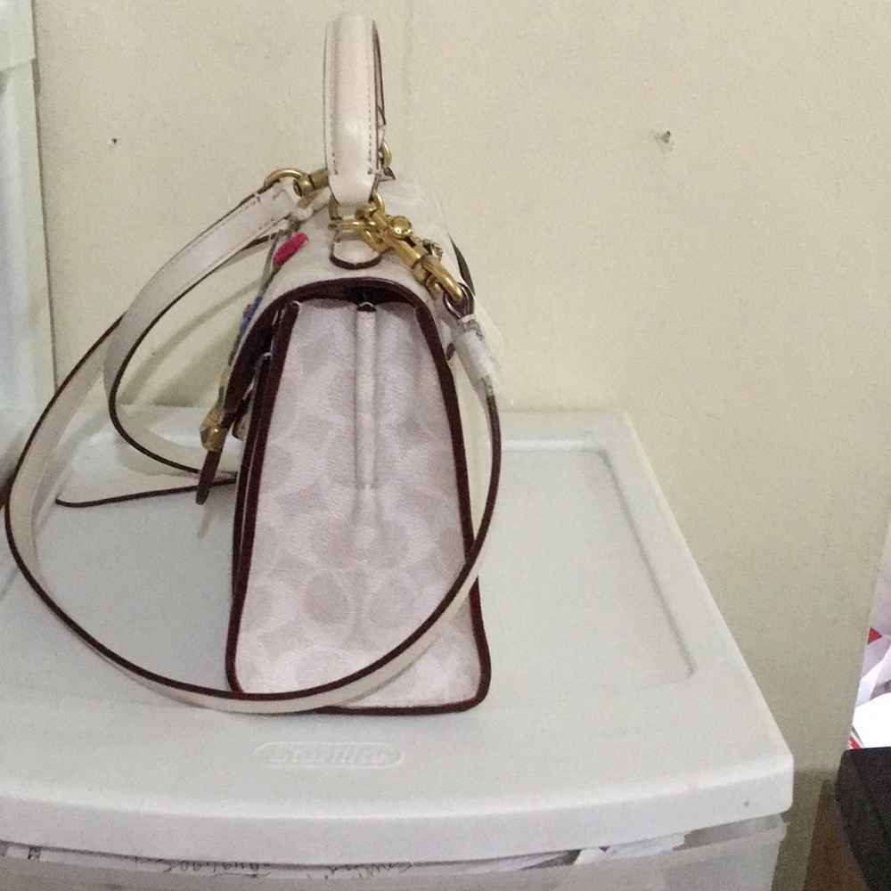 COPY - Coach chalk leather & signature canvas SM Tabby - Picture 4 of 9